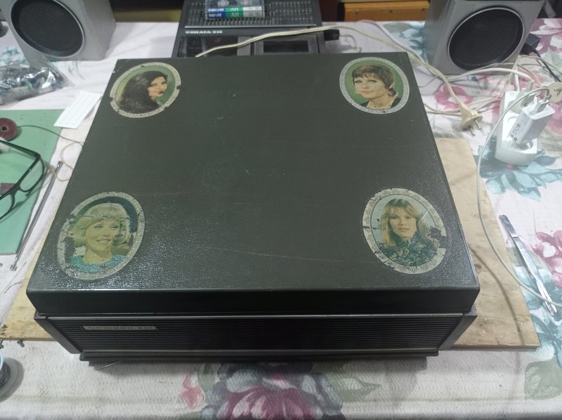 Удобна ли в ремонте наша радиотехника.