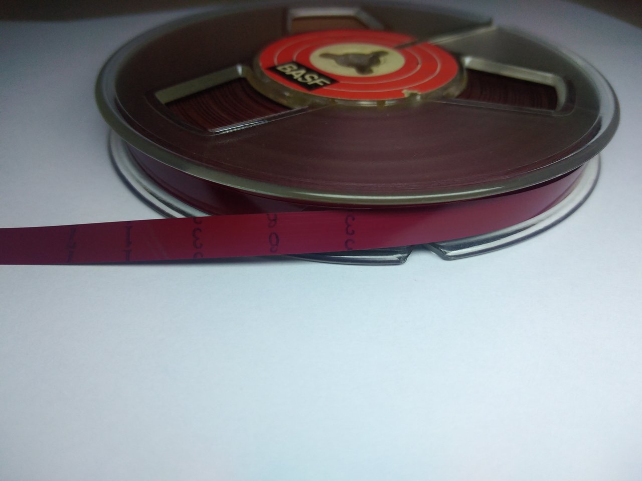  Цветная магнитная лента