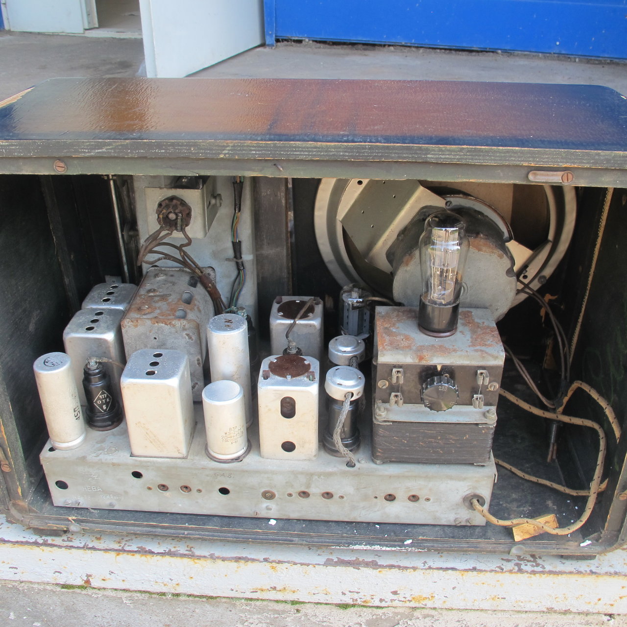 Куплю динамик с подмагничиванием Нева52,Ленинрад итд