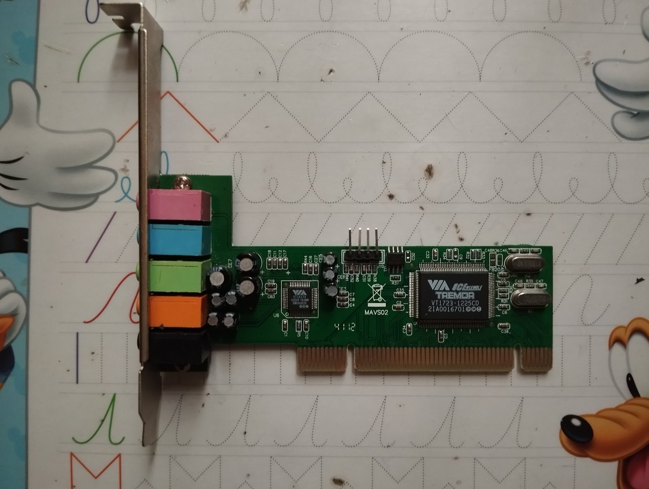  Жесткий диск HDD и видеокарта.