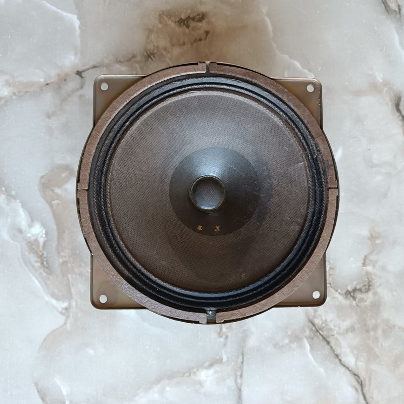  Запчасти радиолы Ригонда 102.