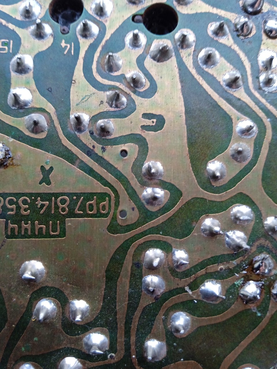 VEF 202 совсем мёртвый. Помогите советом.
