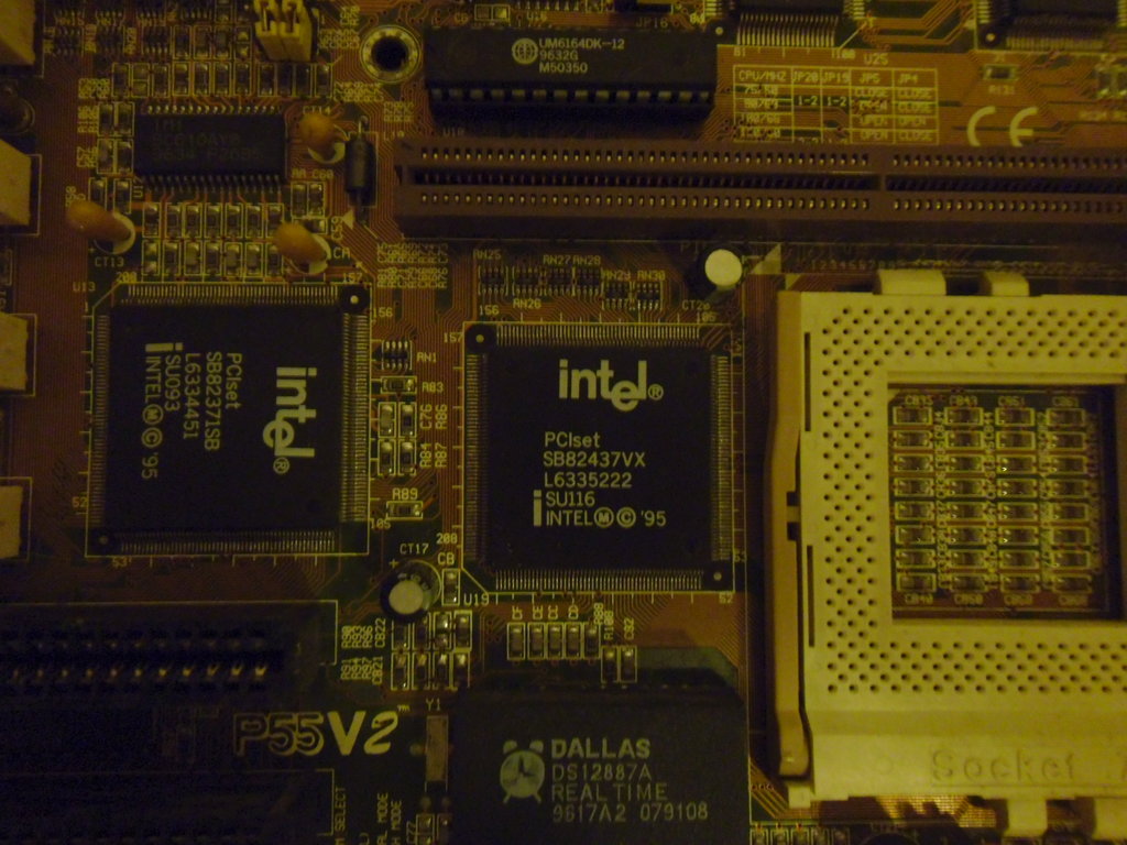  Ищу для материнской платы Epox EP-4PDA3I