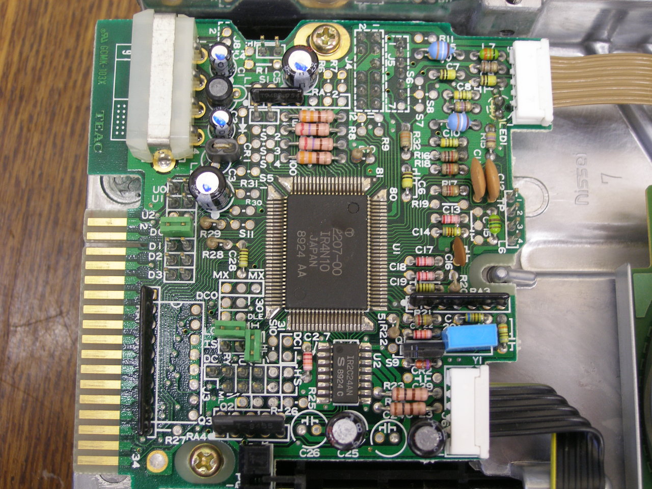  Жесткий диск HDD и видеокарта.