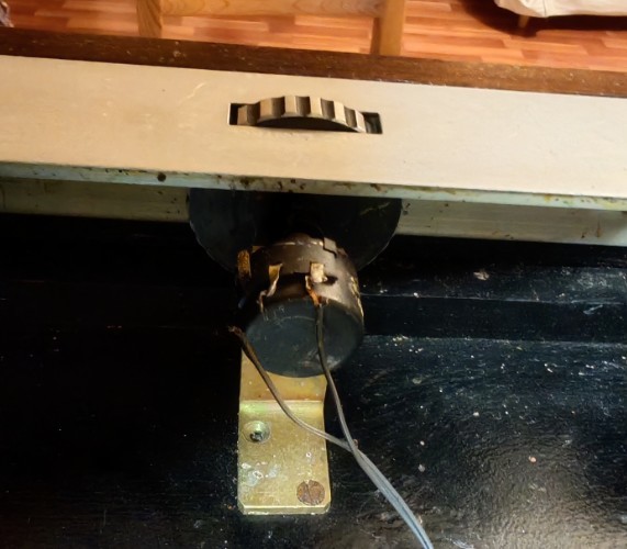  Проигрыватель пластинок Черкунова.