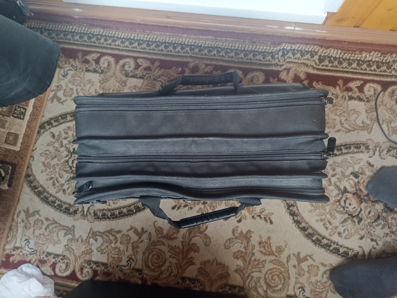  Отдам бук HP Omni 6000