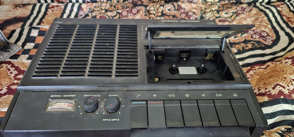  Магнитофон кассетный ЭЛЕКТРОНИКА-321