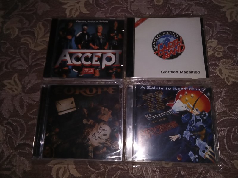  CD с Иностранными Исполнителями